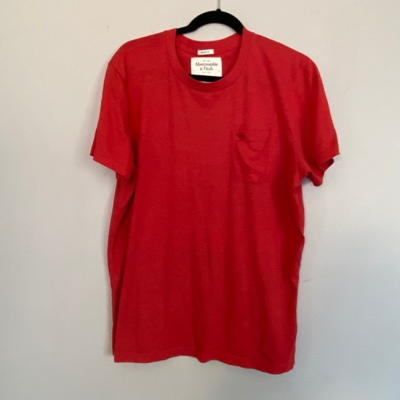 Abercrombie and Fitch T-shirt - Picture 1 of 4
